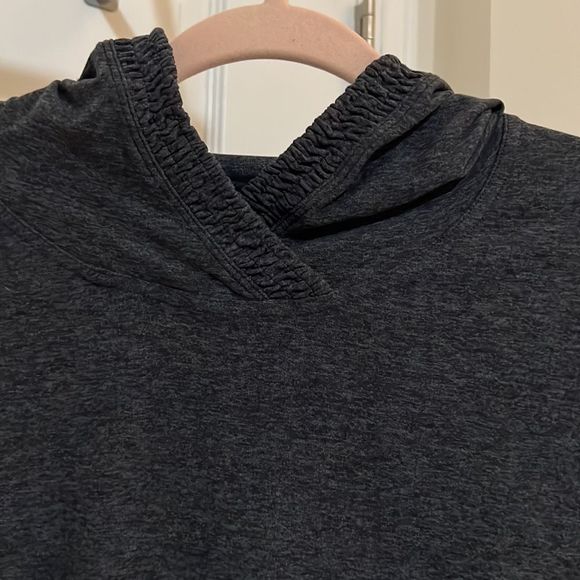 Lululemon Lead The Pack Hoodie Sweatshirt Size 6 - Picture 2 of 8